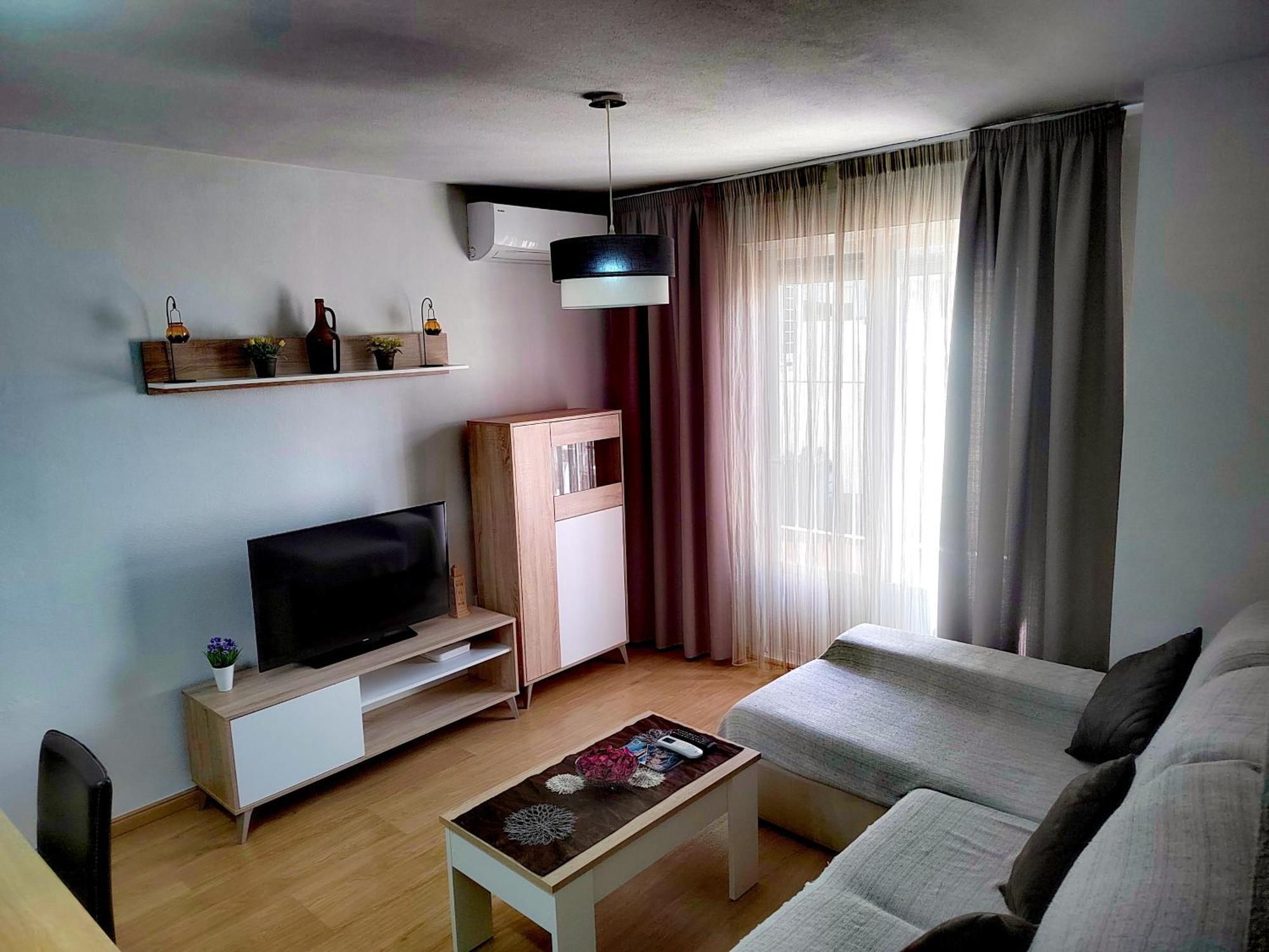 Apartamento Padial 内尔哈 外观 照片